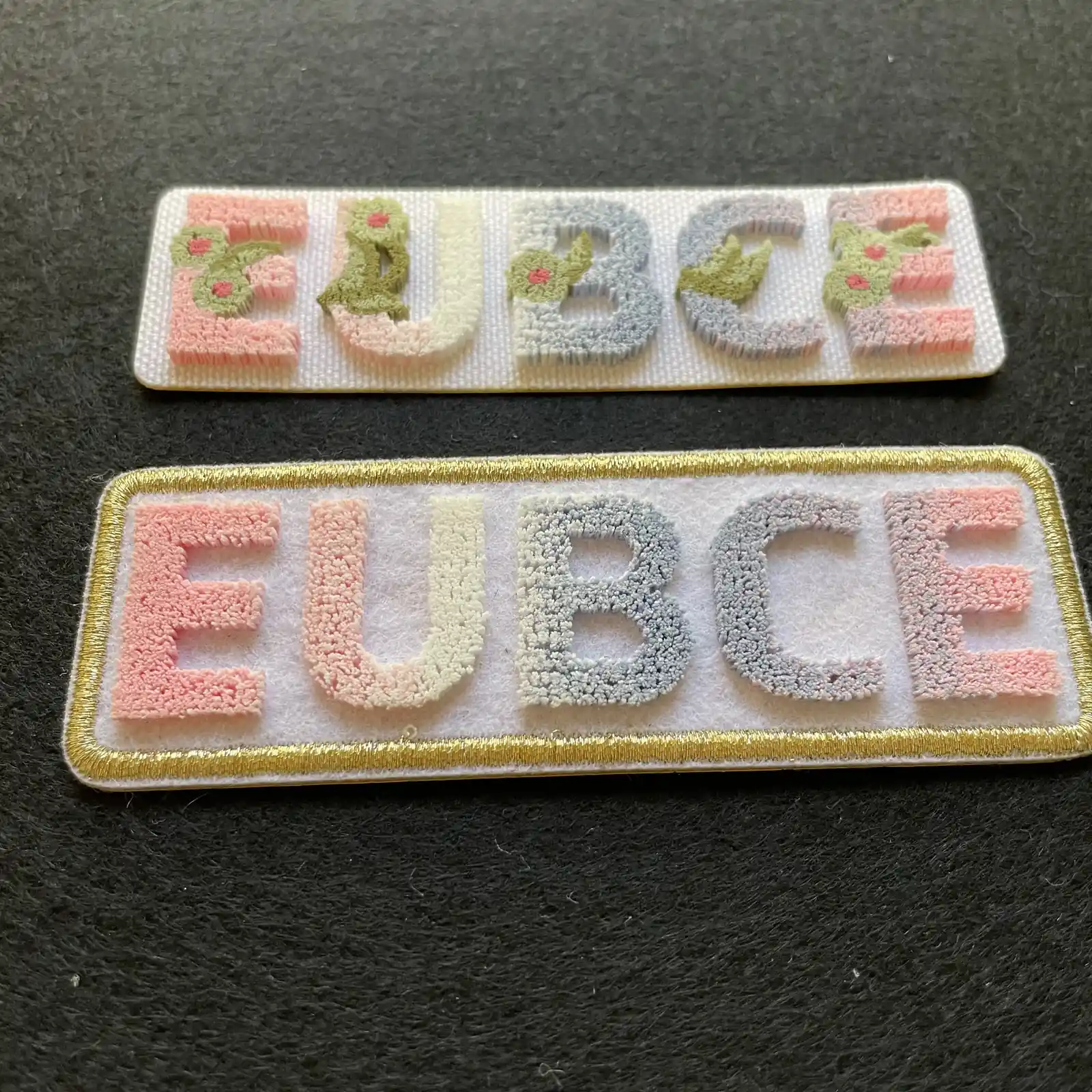 渐变牙刷绣绣花章自粘背胶字母章定制撕开即贴 图1