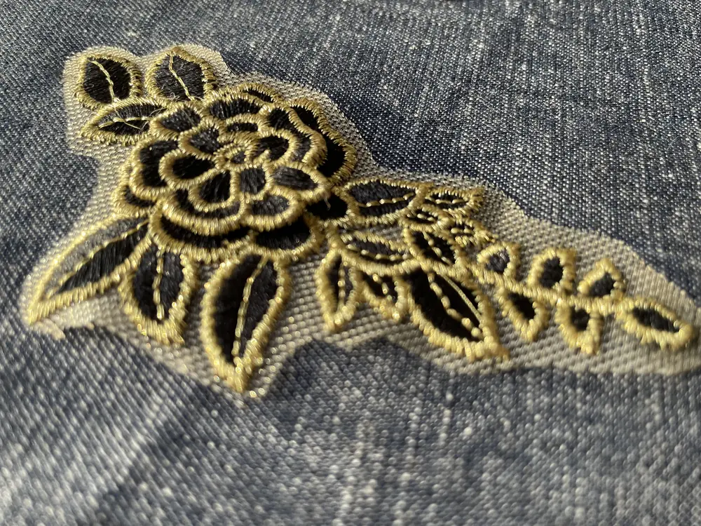 三层黑金玫瑰扁金线网底服装刺绣胸花布贴 图3